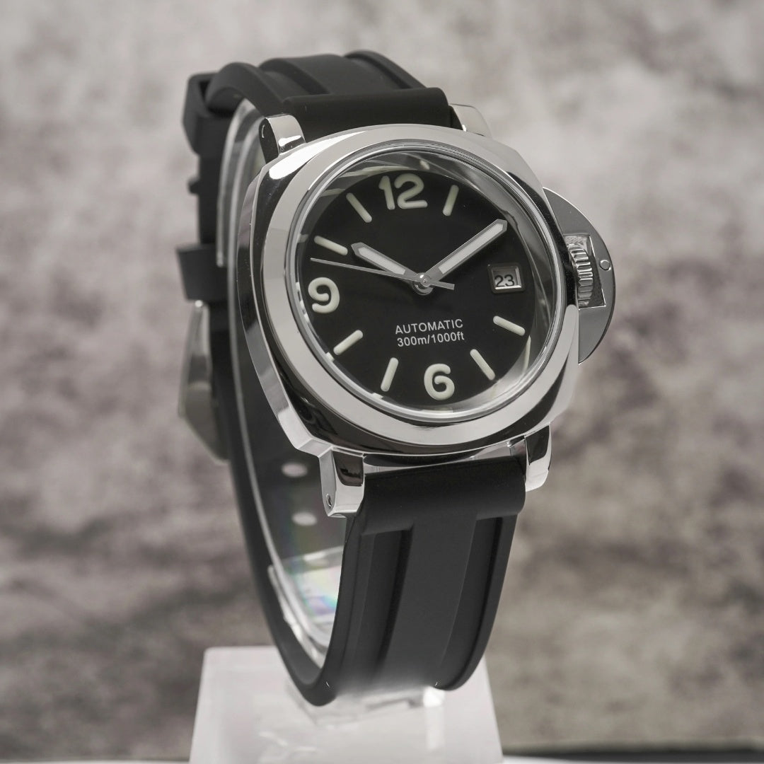 Black Bastion – Diver 40 Automatic