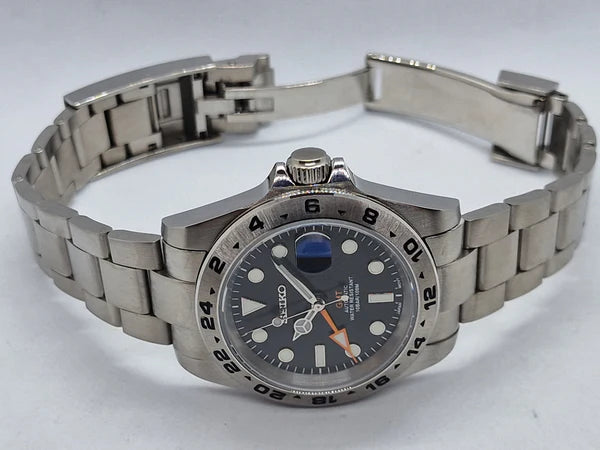 SEIKO MOD | EXPLORER GMT | SILVER | BLACK DIAL