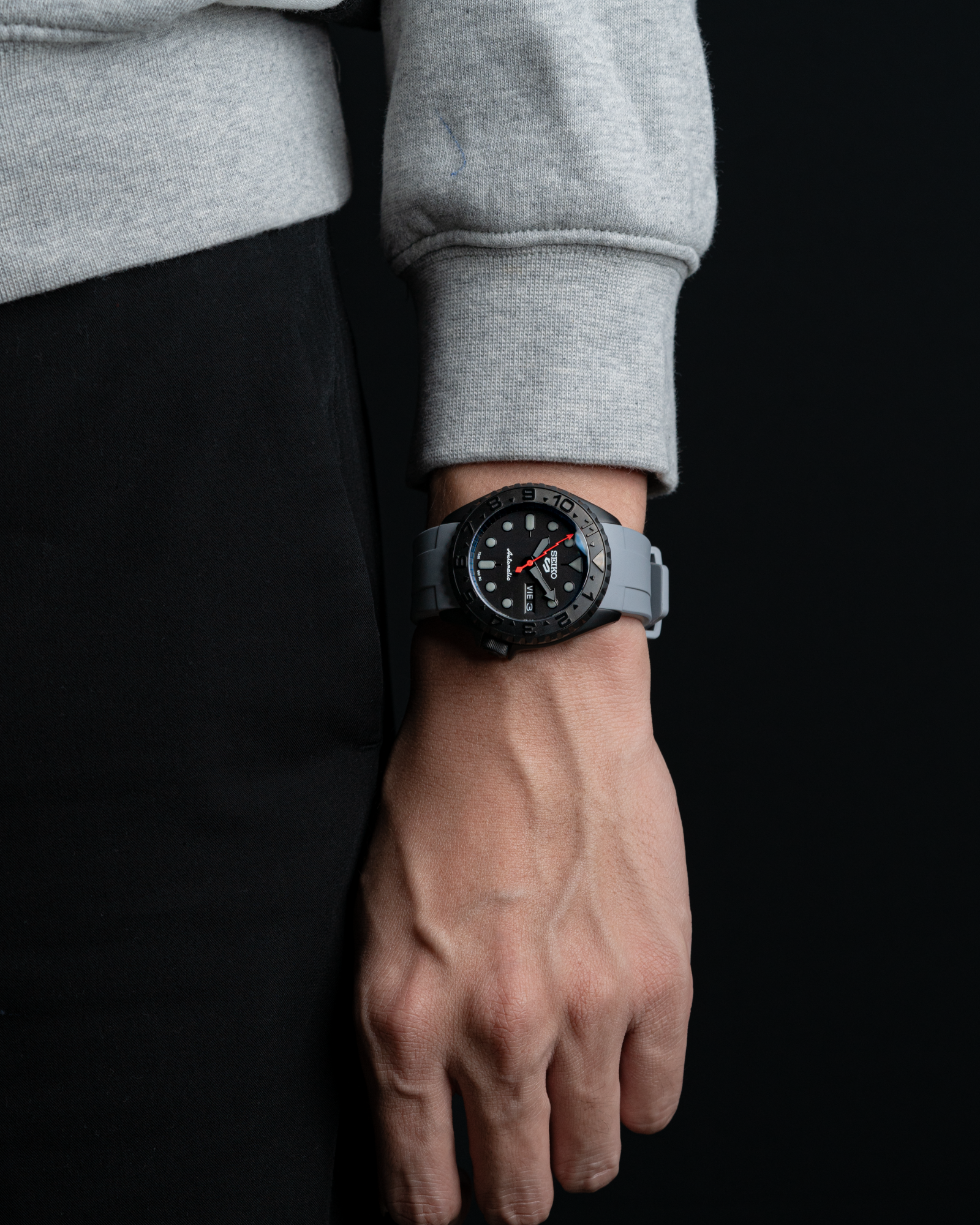 TRM All Black | Grey V2 Sports Series