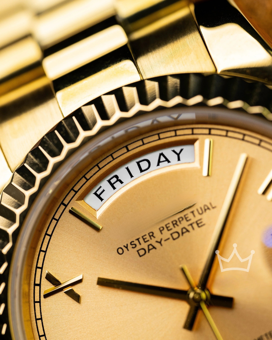 The Executive | Gold
