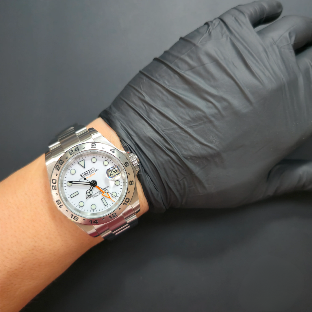 SEIKO MOD | EXPLORER GMT | SILVER | WHITE DIAL