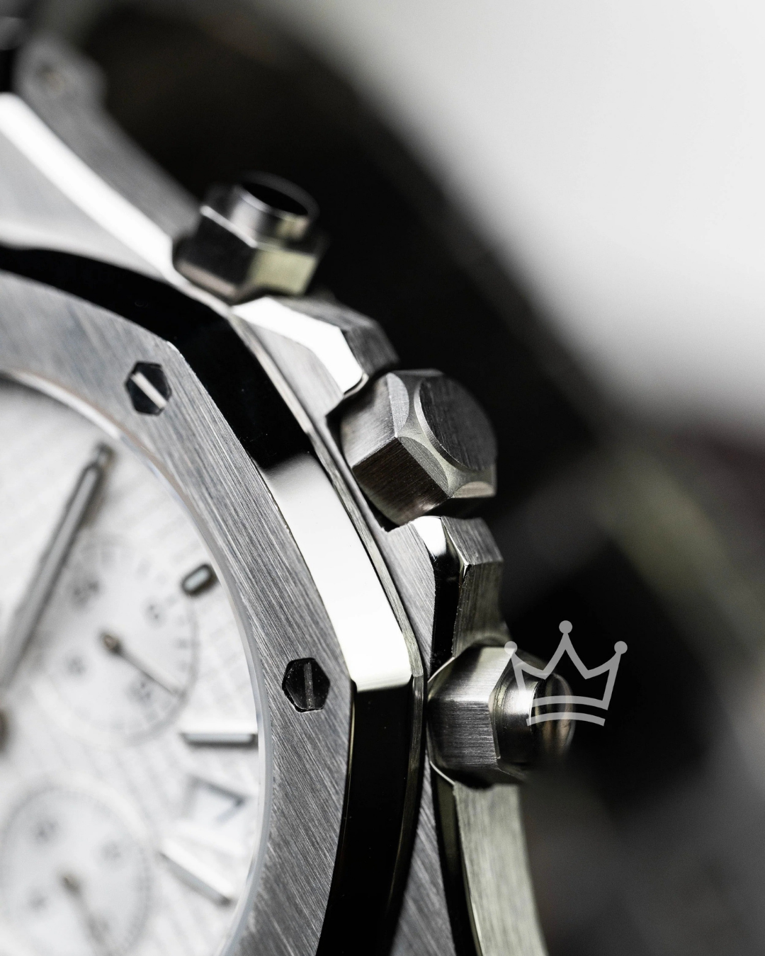 Octa | White Chronograph