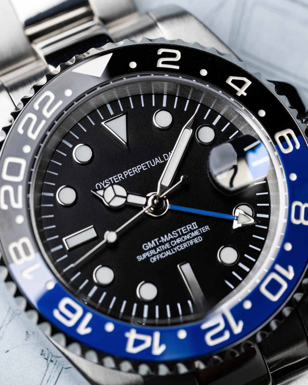 GMT | Batman Oyster
