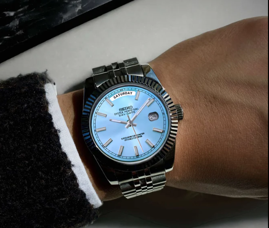SEIKO MOD | DAY DATE| SILVER | ICE BLUE INDEX DIAL