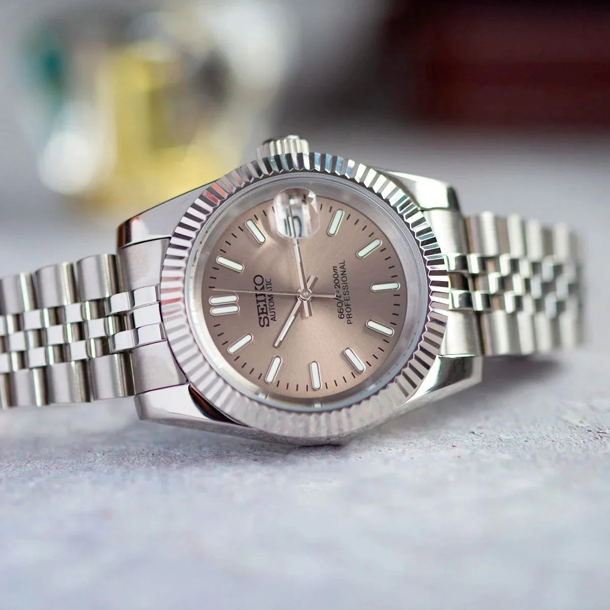 SEIKO MOD | DATE JUST SILVER | SILVER GREY INDEX DIAL