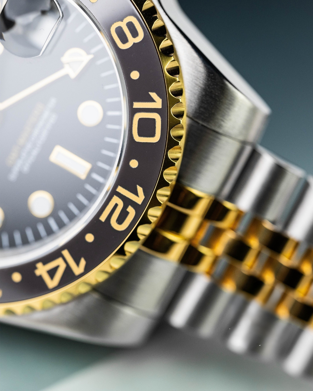 GMT | Bumblebee Two Toned