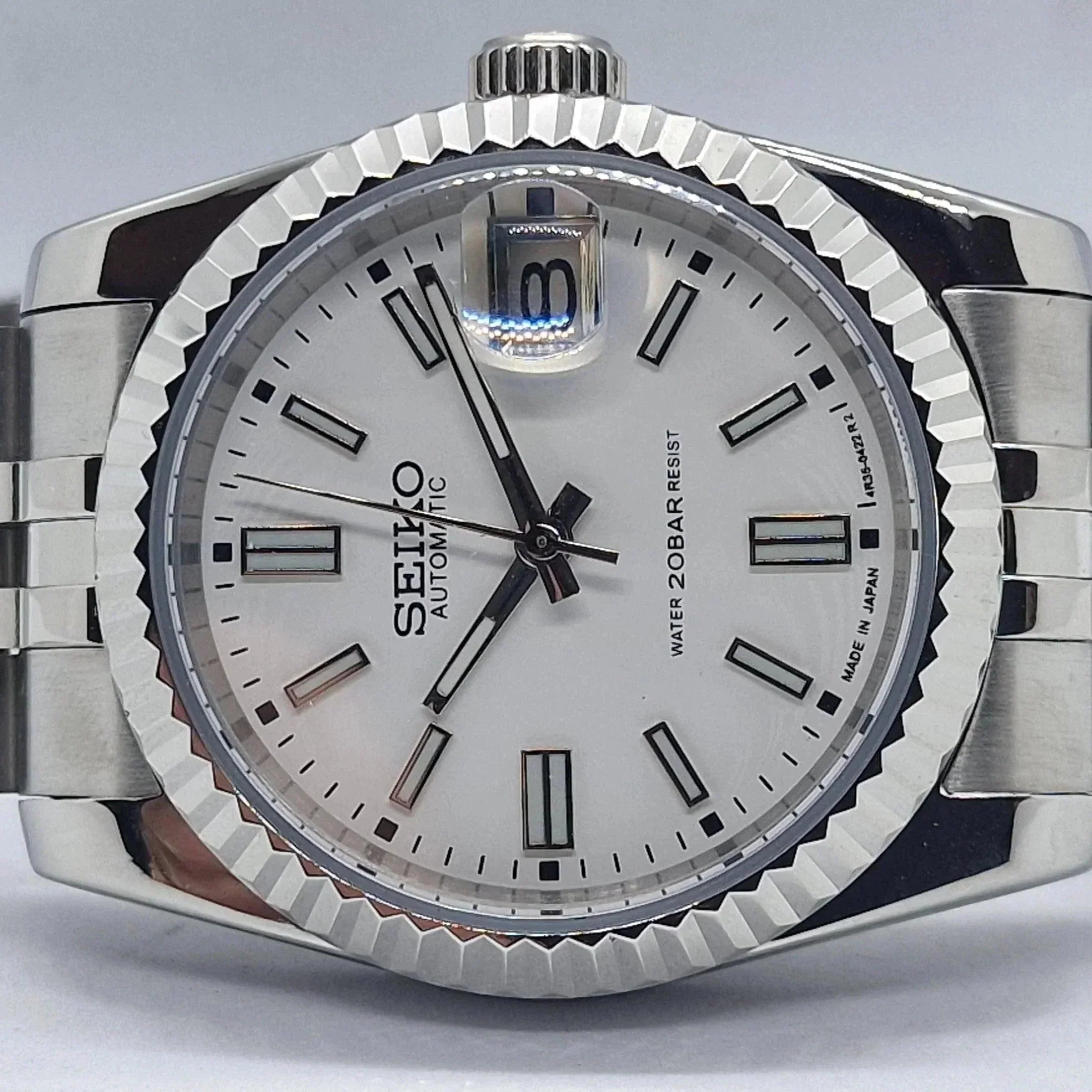 Seikojust White
