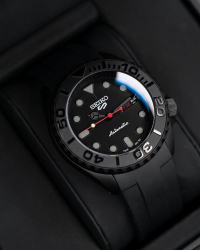 TRM All Black |V5 Sports Series