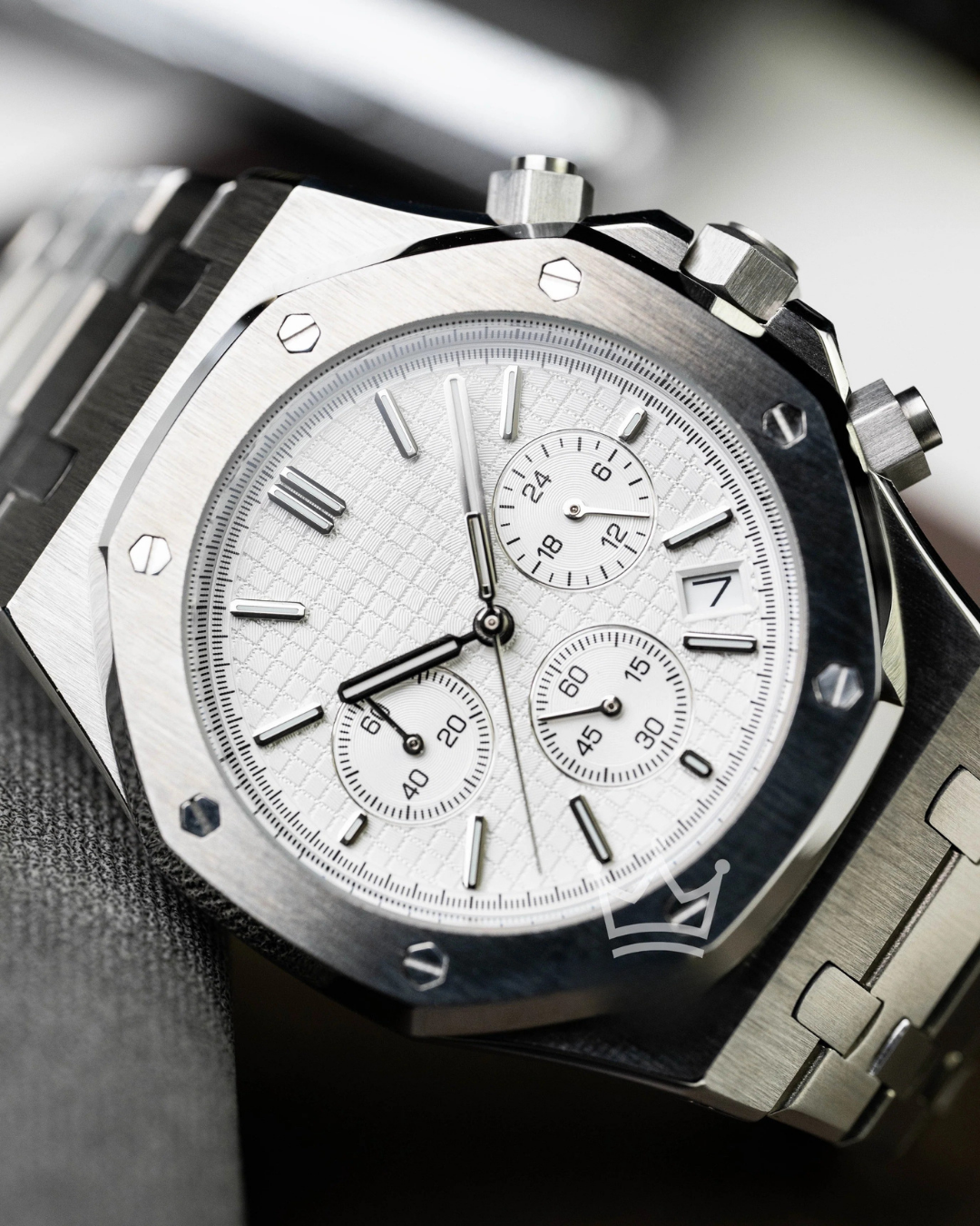Octa | White Chronograph