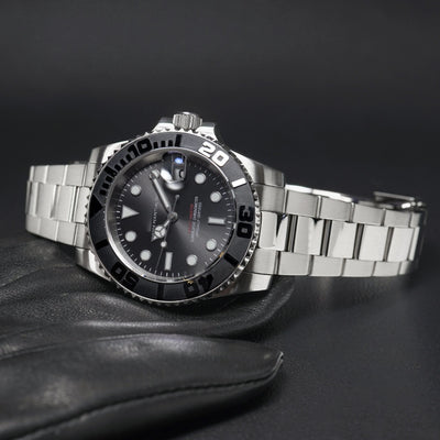 Black Yacht Master