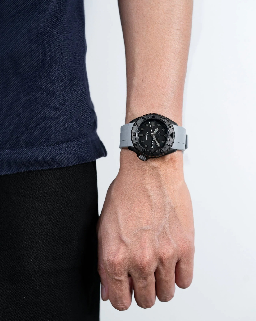 TRM All Black | Grey Sports Series