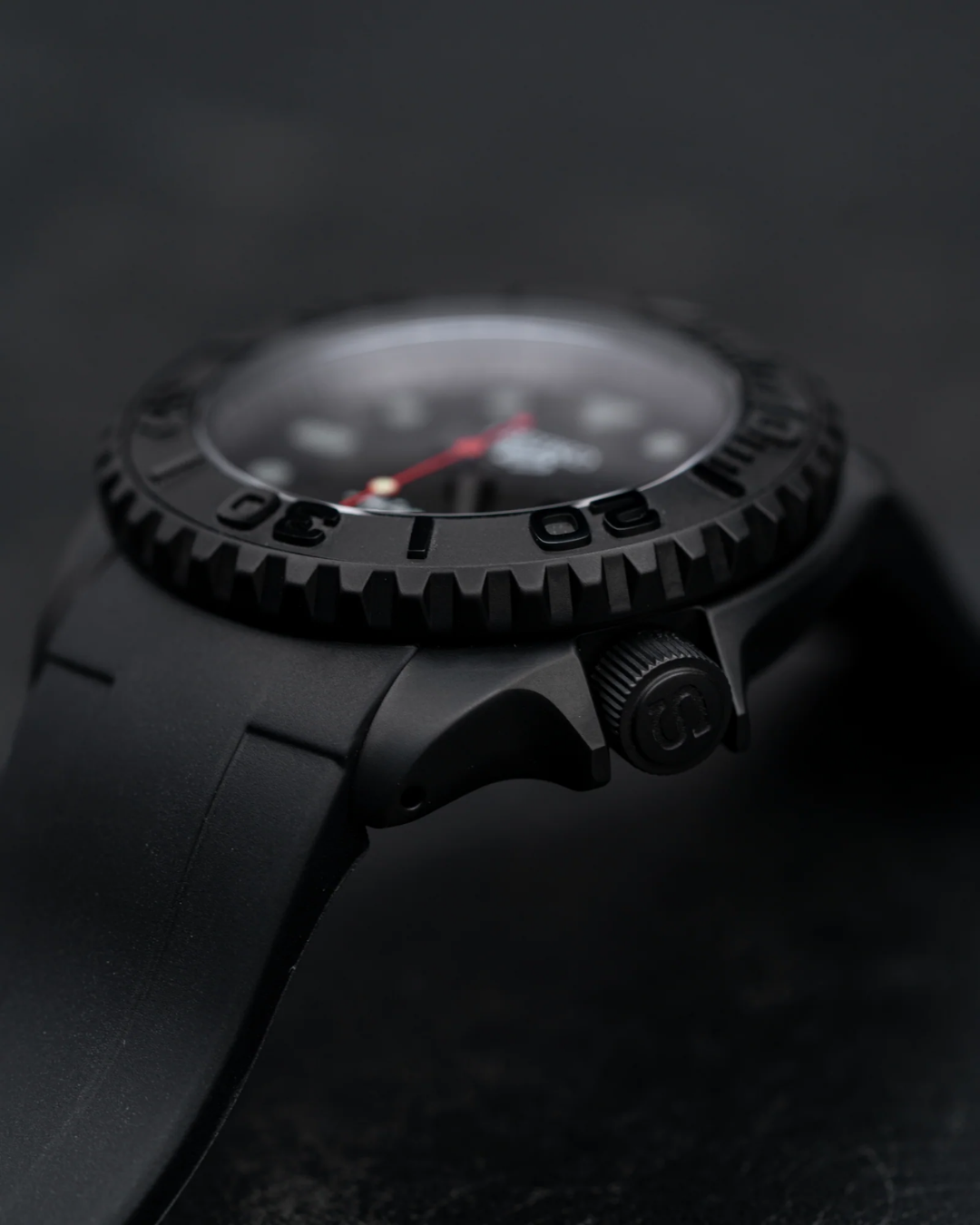 TRM All Black | V3 Sports Series