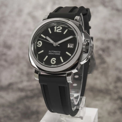 Black Bastion – Diver 40 Automatic