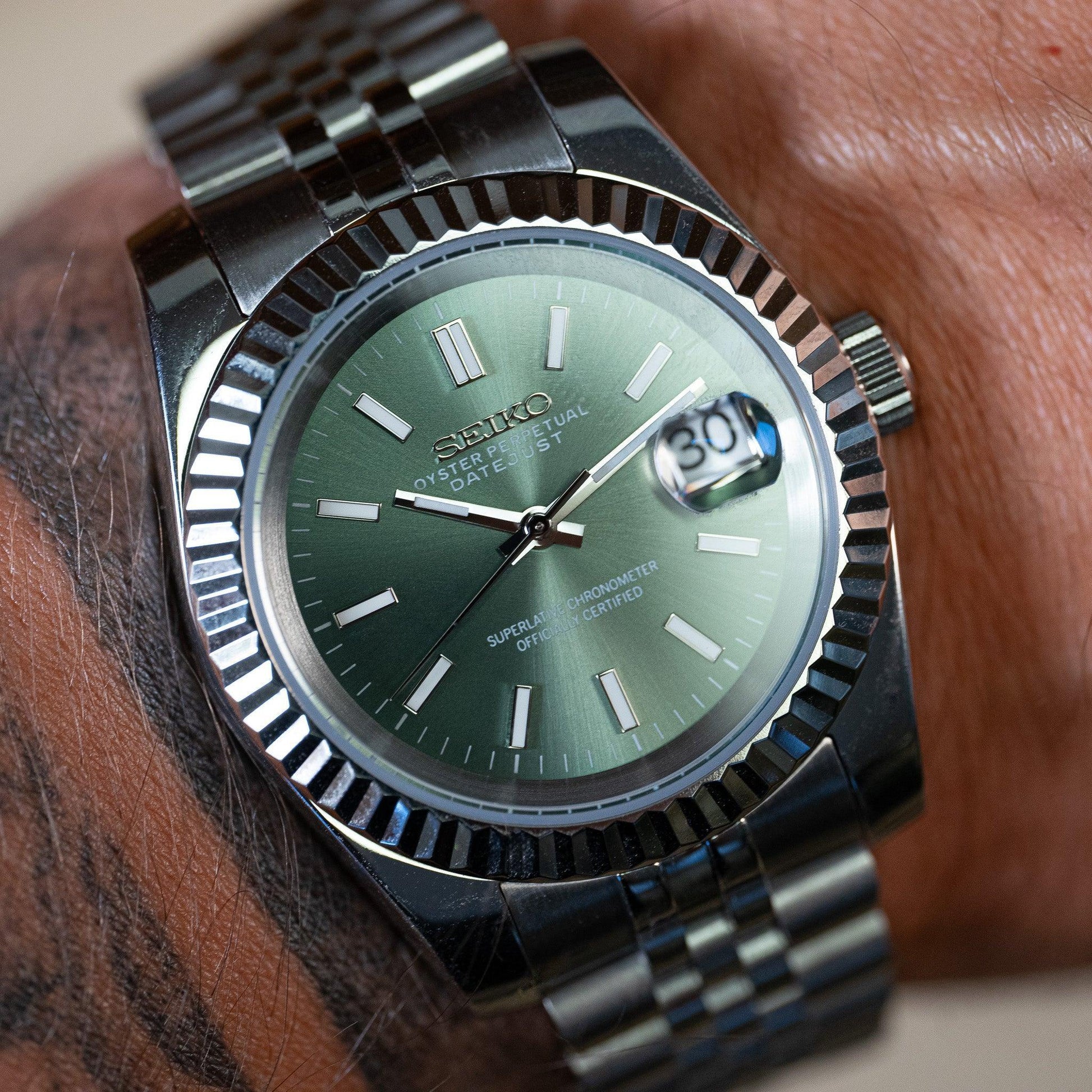 SEIKO MOD | DATE JUST | SILVER | OLIVE GREEN INDEX DIAL