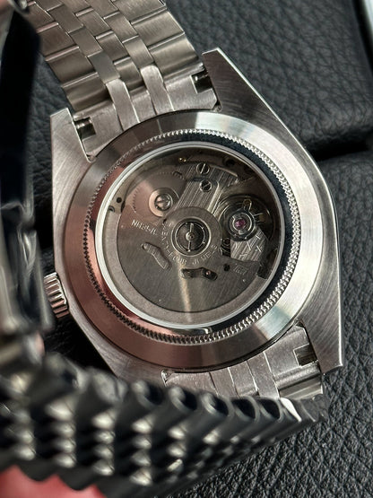 SEIKO MOD | DATE JUST| SILVER | BLACK INDEX DIAL