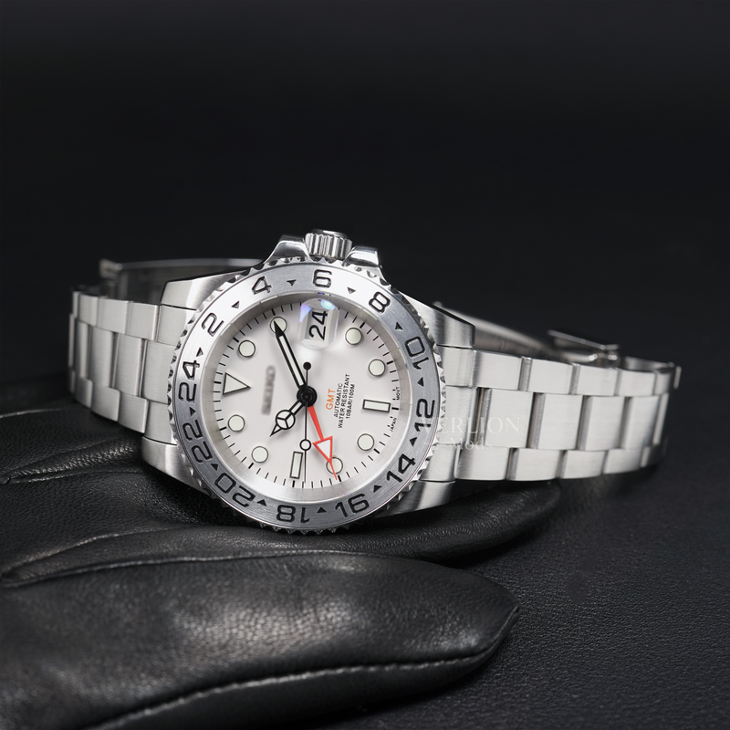 Explorer II GMT