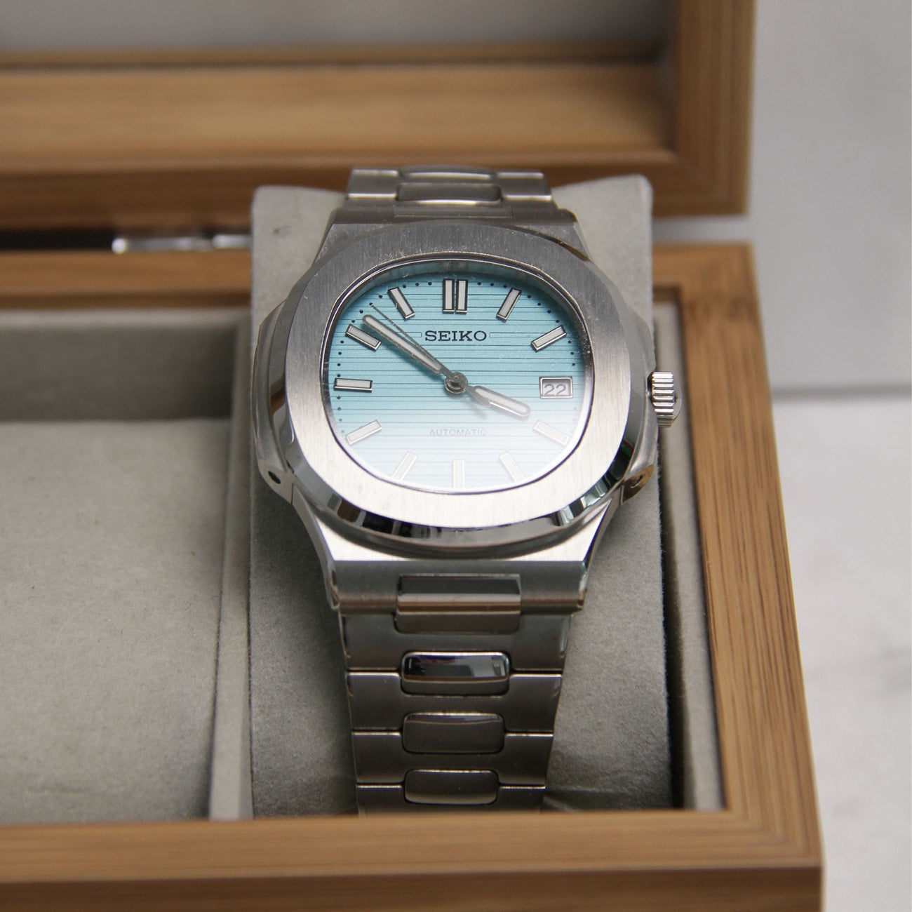 Nautiko Tiffany Blue