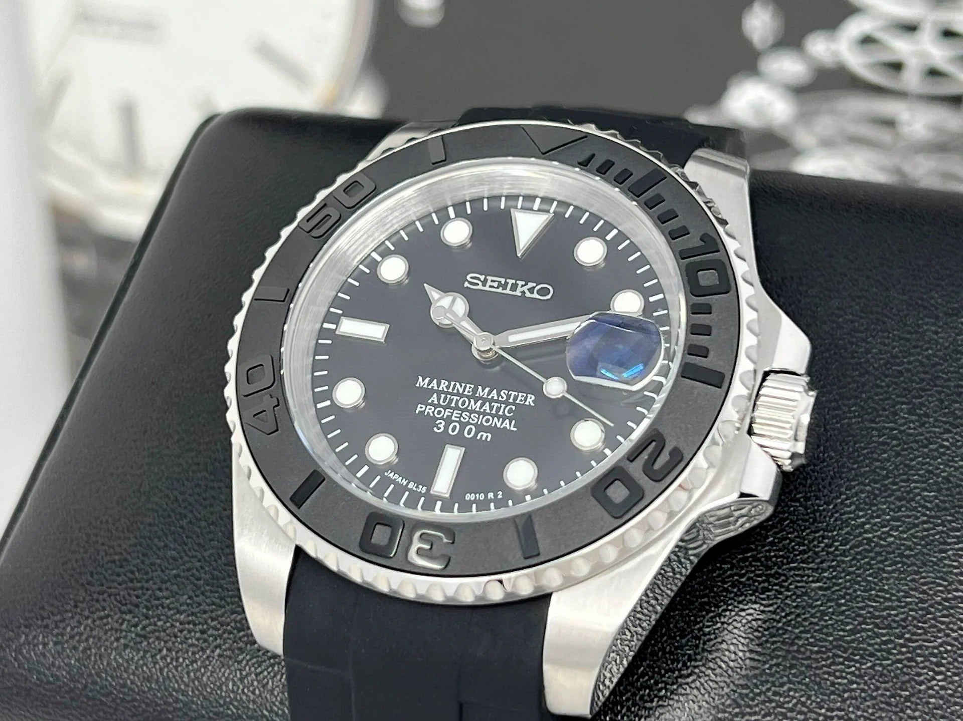 SEIKO MOD | YATCH MASTER| BLACK SILVER | BLACK DIAL