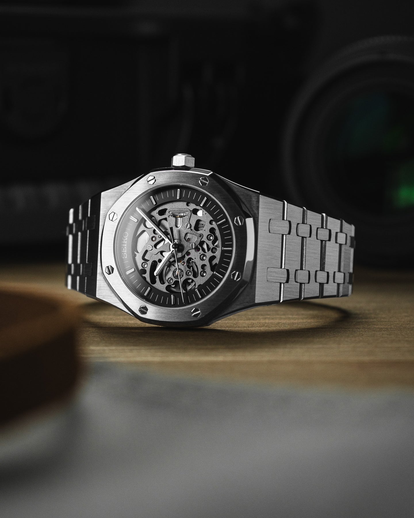Royal Seikoak Frosted Skeleton