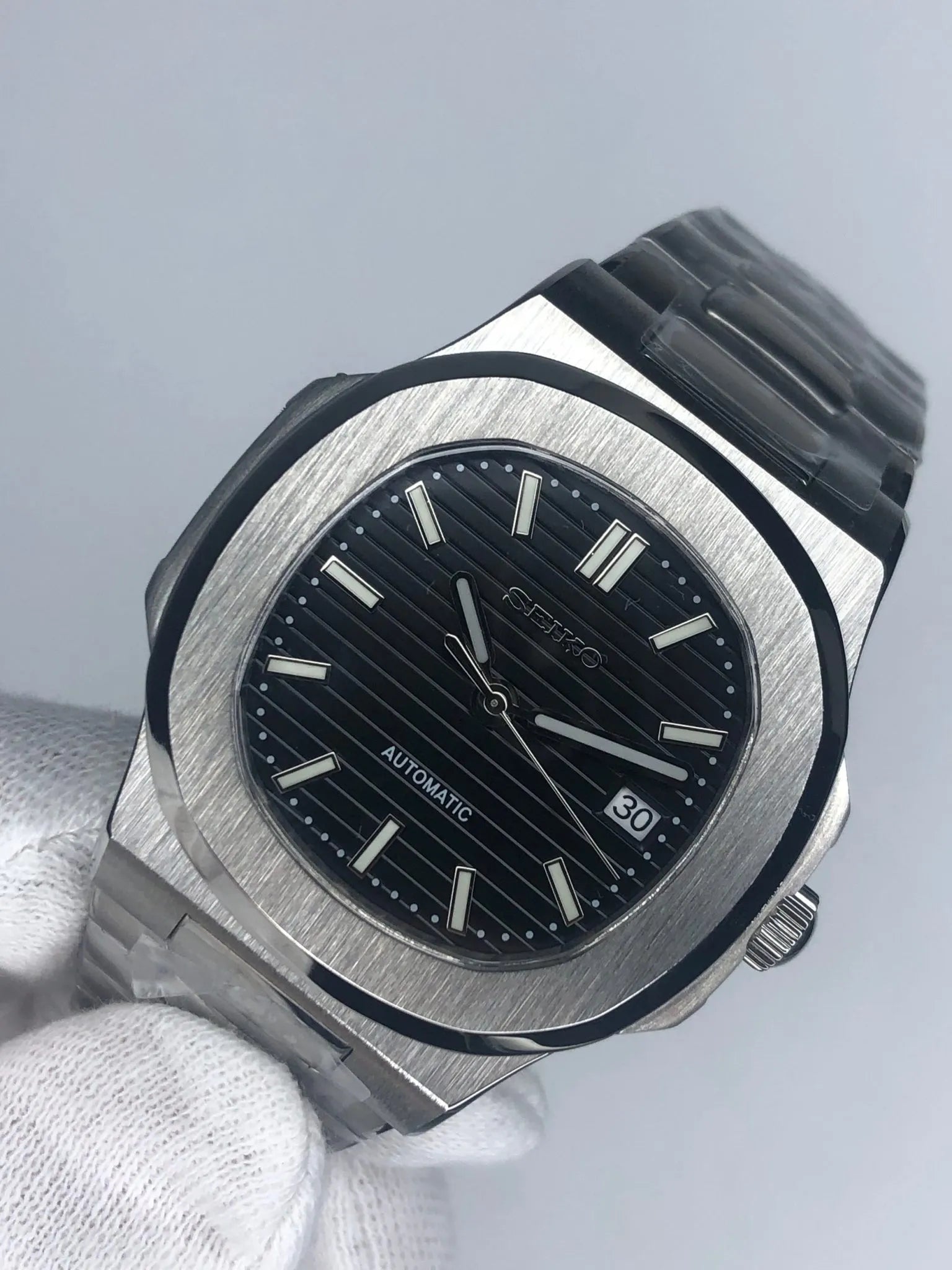 SEIKO MOD | NAUTILUS DATE | SILVER | BLACK INDEX DIAL