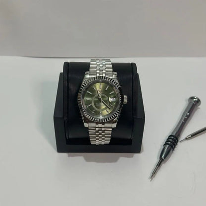 SEIKO MOD | SKY DWELLER DATE | SILVER | OLIVE GREEN INDEX DIAL